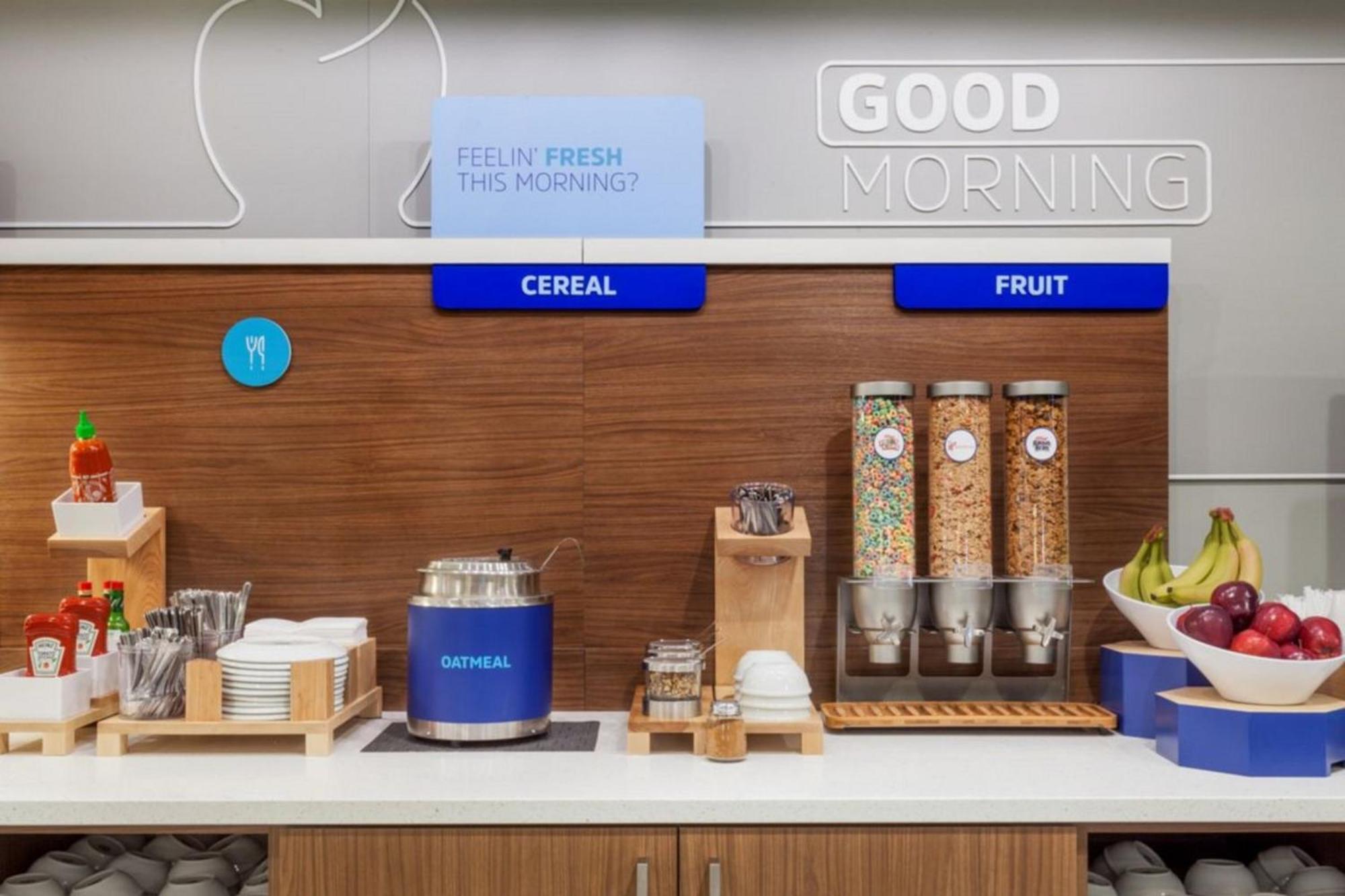 Holiday Inn Express & Suites Griffin Zewnętrze zdjęcie
